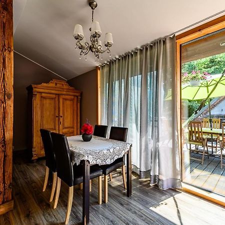 Holiday Apartment With Terrace Λιέπαγια Εξωτερικό φωτογραφία