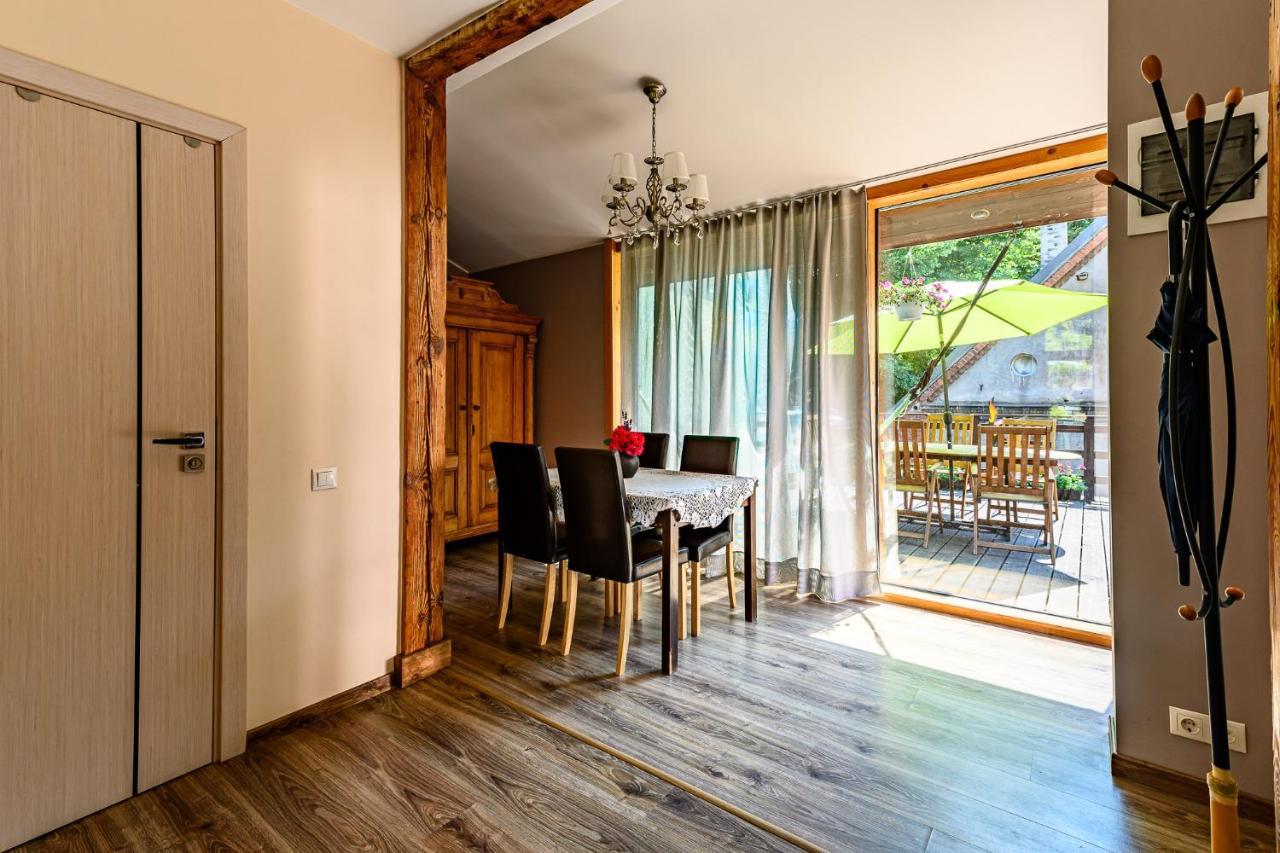 Holiday Apartment With Terrace Λιέπαγια Εξωτερικό φωτογραφία